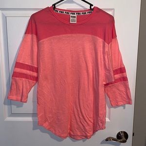 ⚡️3/$18⚡️ VS PINK 3/4 length Top
